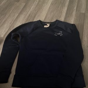 Under Armor sweatshirt